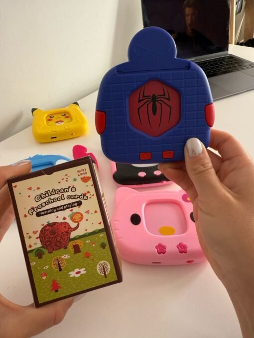 Parlante con Tarjetas Personajes - Imagen 2