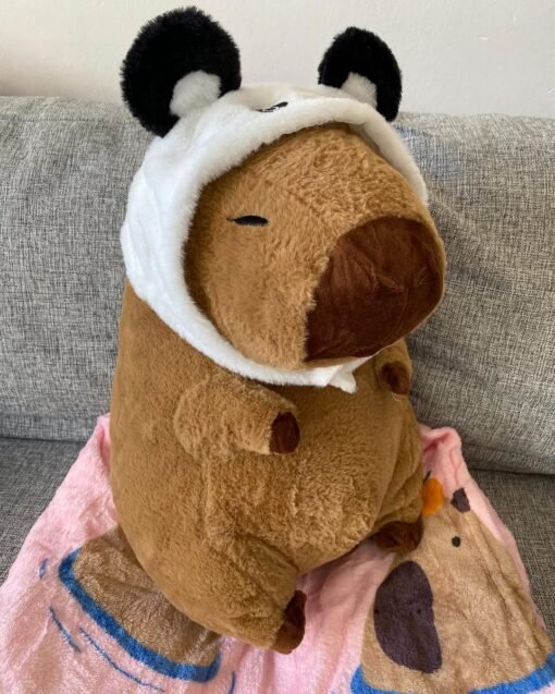 Peluche Capybara con manta y accesorios - Imagen 9